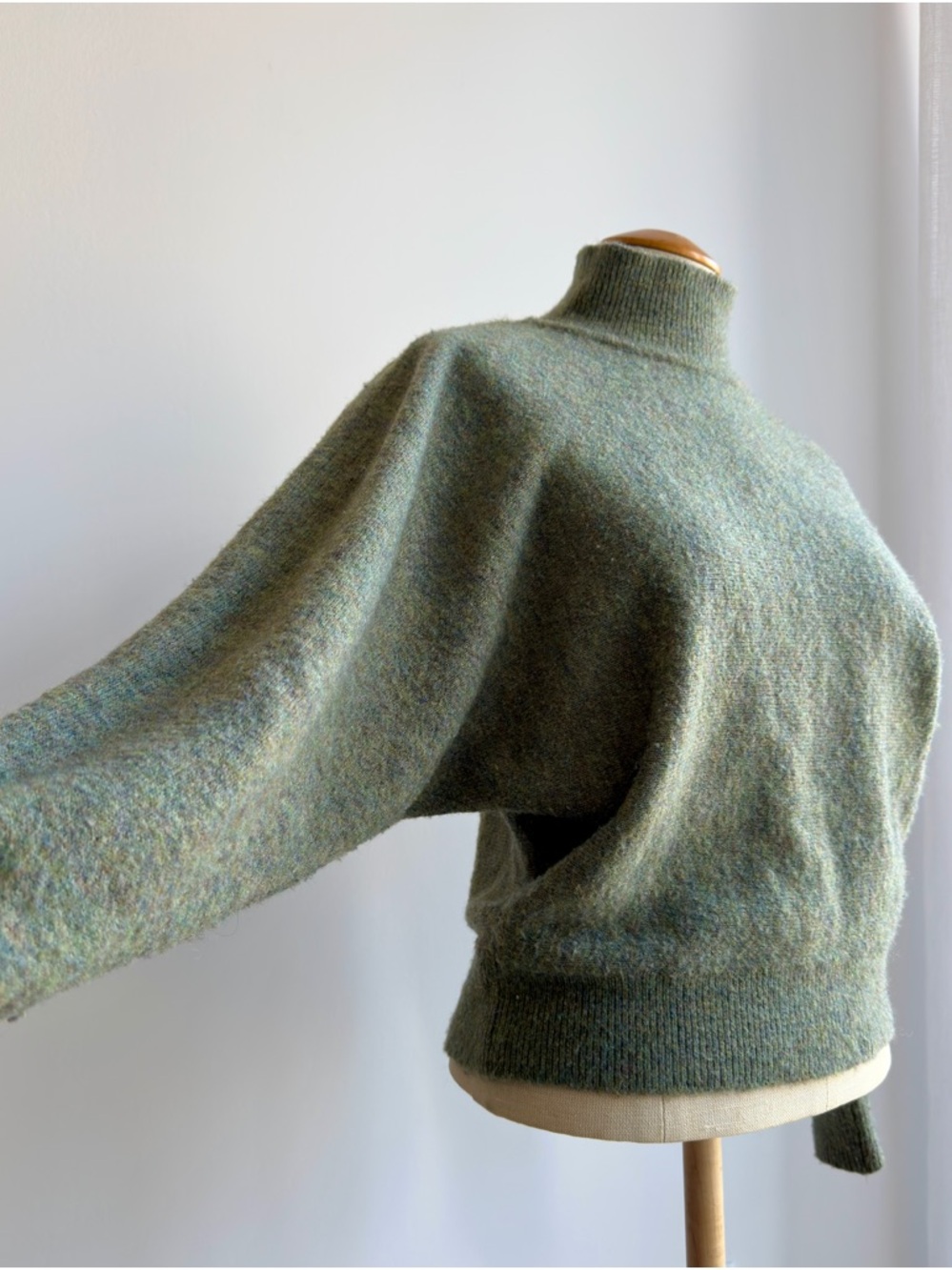 H&M Mockneck Relaxed Fit Women's pull  in Heather Olive